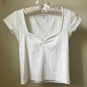 Brandy Melville Women's White Cinched Short Sleeve Top